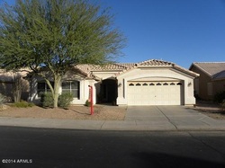 Charming 3 bedroom Chandler home in Cooper Commons.